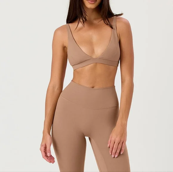 CSB - Contour Crop - Toffee - S - Picture 3 of 4